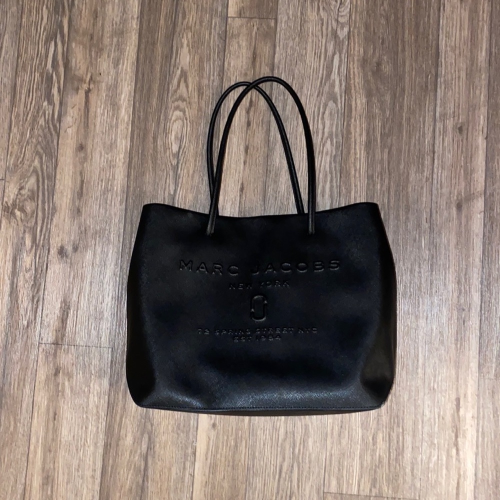 🌷MARC JACOBS